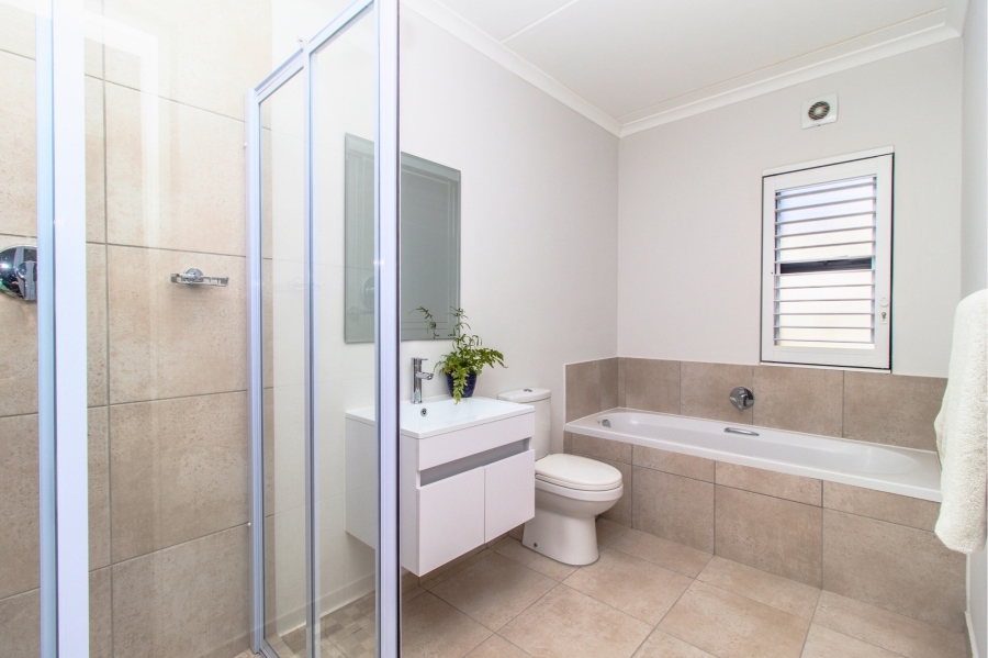 2 Bedroom Property for Sale in Burgundy Estate Western Cape